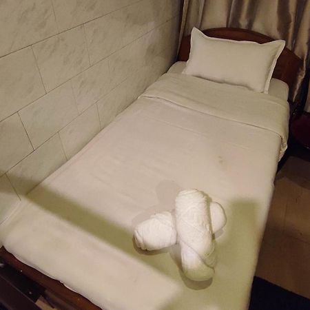 Baba Tourist Lodge Shillong Eksteriør billede