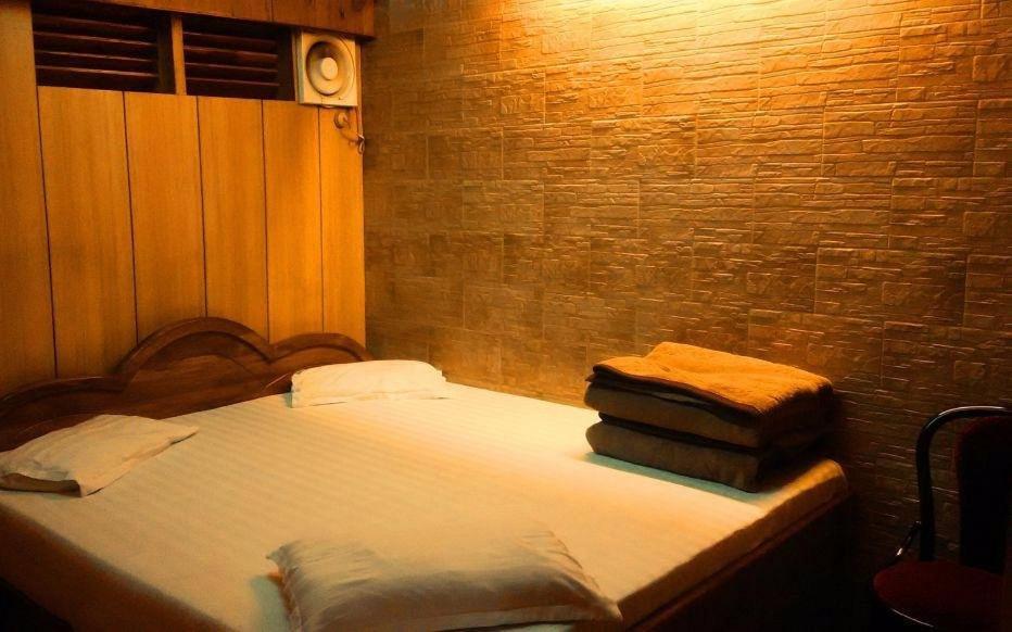 Baba Tourist Lodge Shillong Eksteriør billede