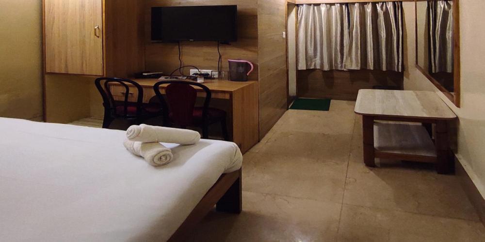 Baba Tourist Lodge Shillong Eksteriør billede